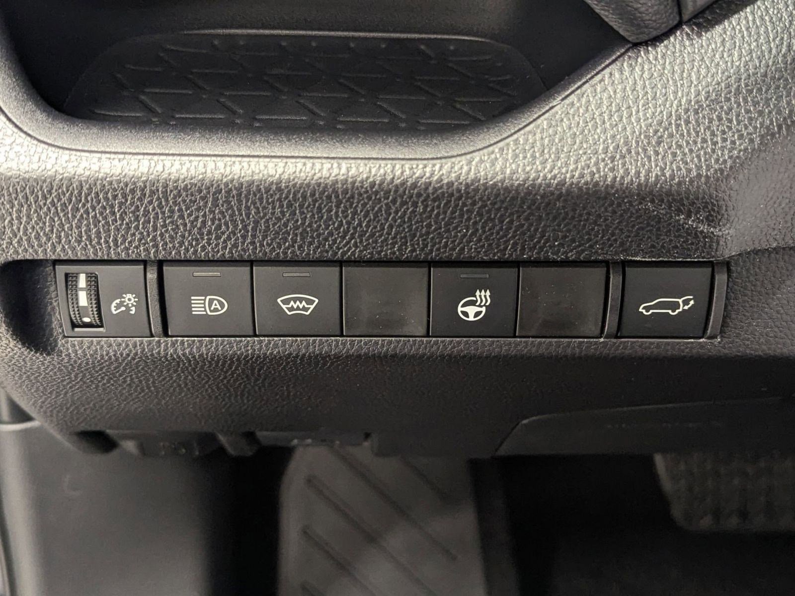 New 2025 Toyota RAV4 XLE Premium image 15