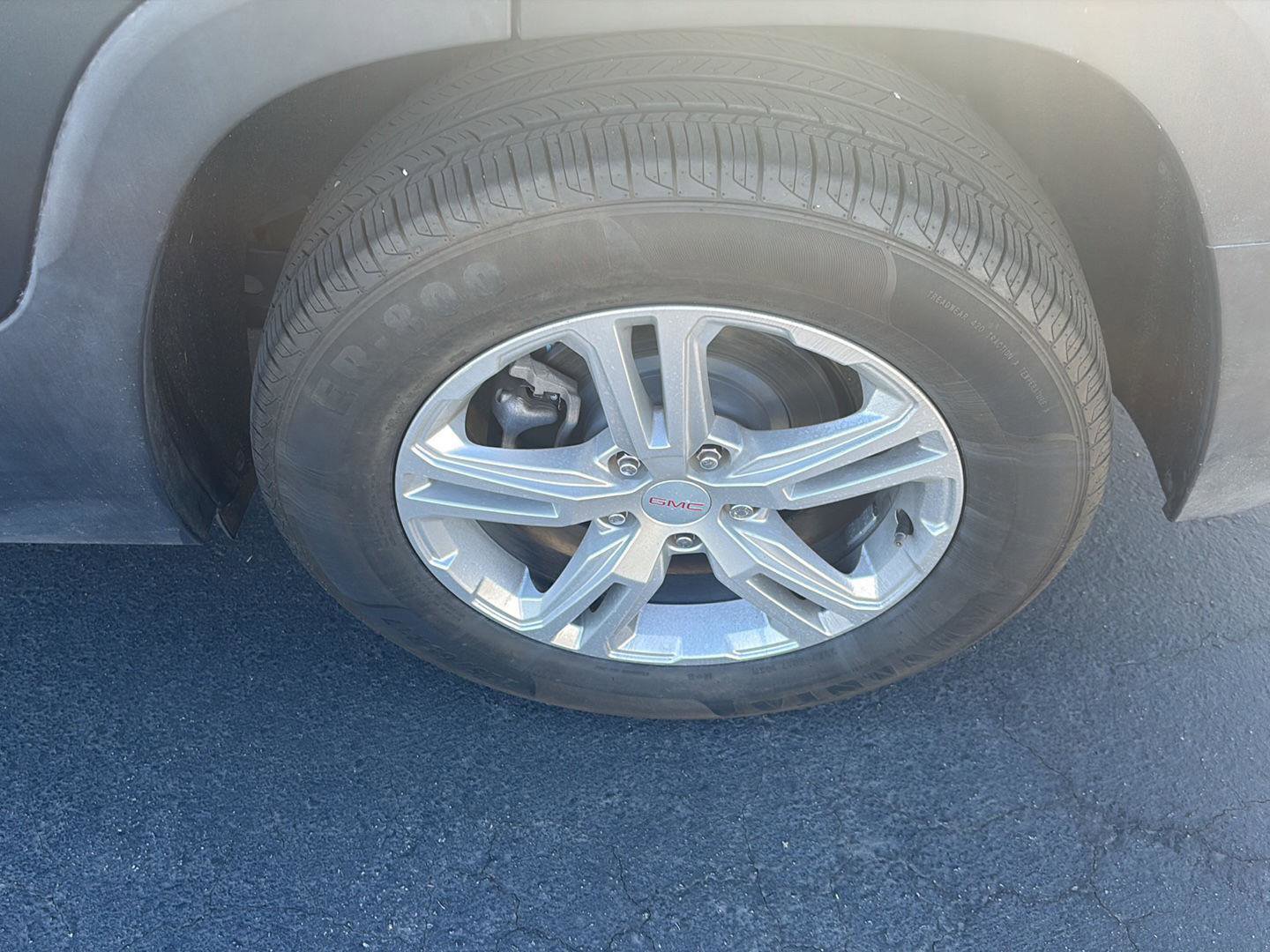 Used 2020 GMC Terrain SLE image 22