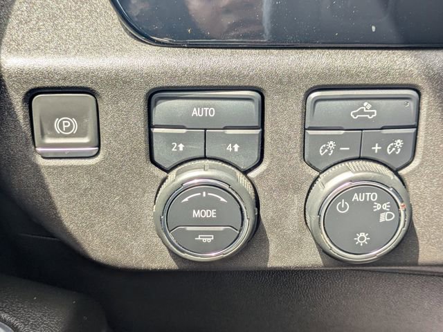 Used 2023 Chevrolet Silverado 1500 LT w/ Protection Package AWD/4WD image 21