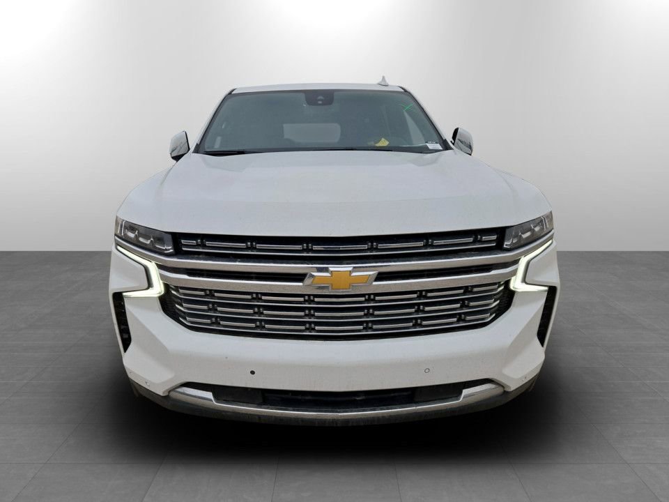 Used 2023 Chevrolet Suburban Premier image 4