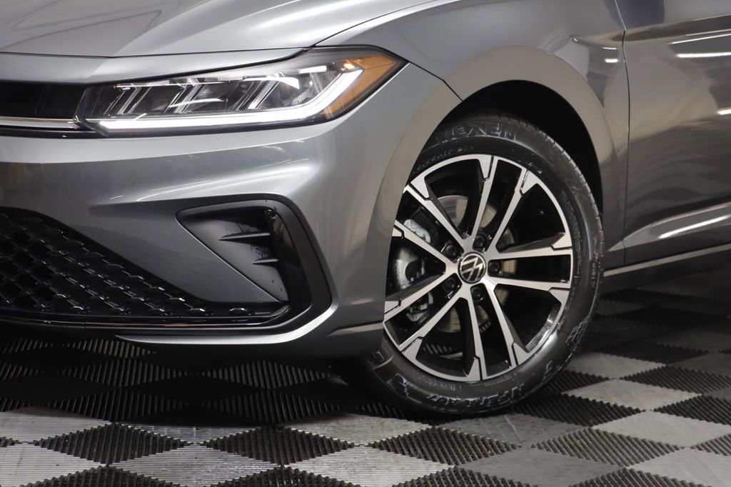 New 2026 Volkswagen Jetta Sport image 4