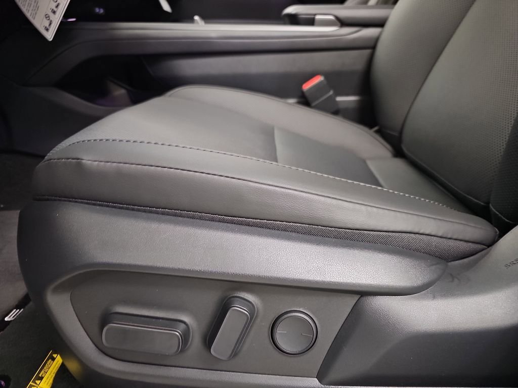 New 2026 Lexus ES 500e AWD/4WD image 28