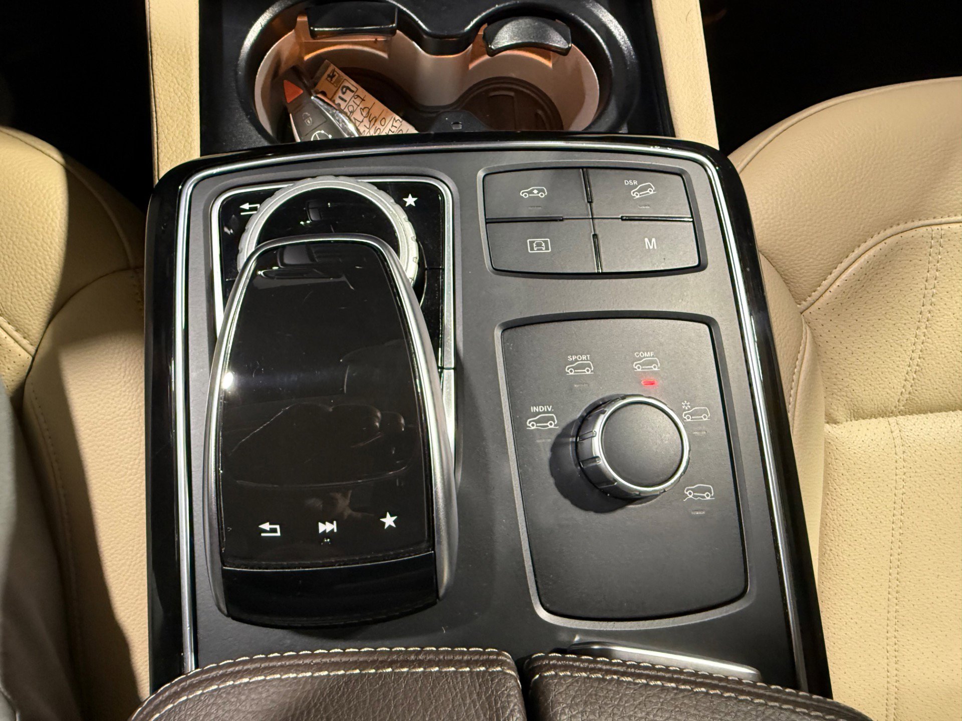 Used 2019 Mercedes-Benz GLS 450 4MATIC w/ Premium 1 Package image 36