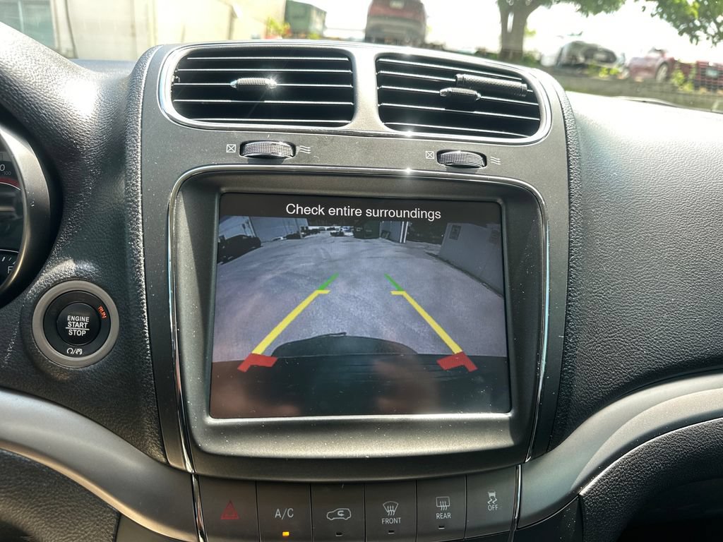 Used 2020 Dodge Journey Crossroad FWD image 18
