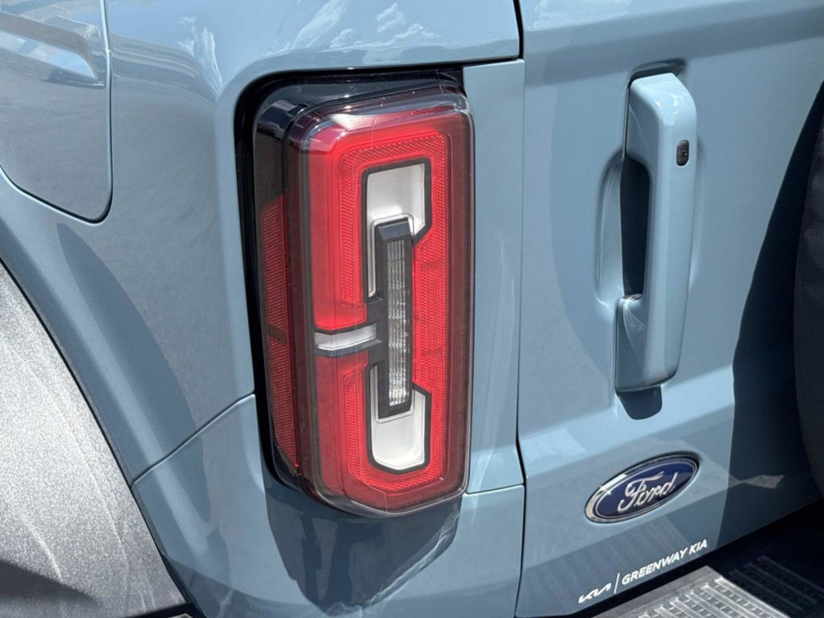 Used 2021 Ford Bronco First Edition AWD/4WD image 36
