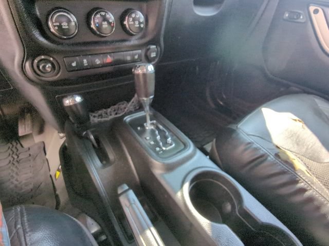 Certified 2017 Jeep Wrangler Sahara AWD/4WD image 33