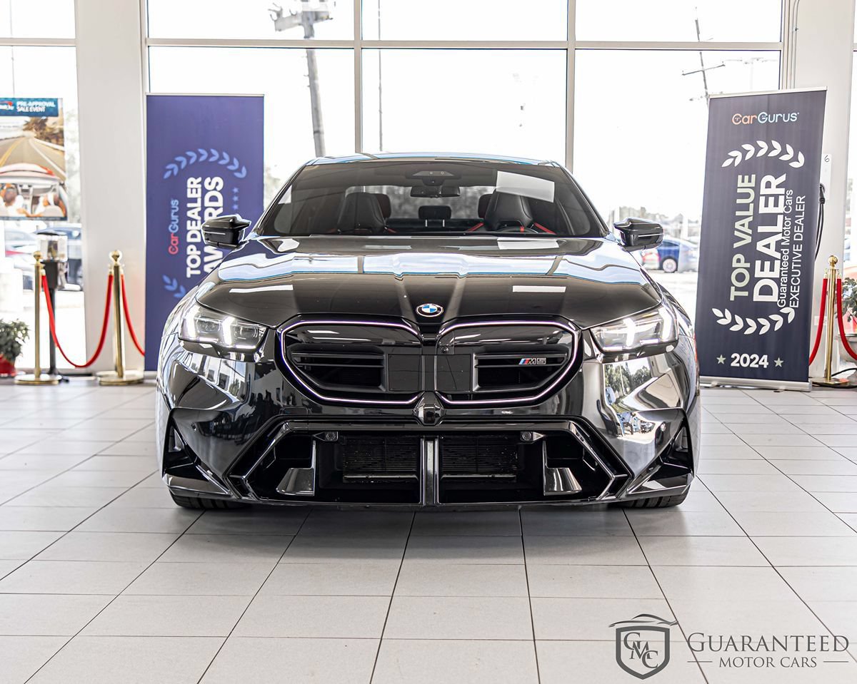 Used 2026 BMW M5 w/ Executive Package AWD/4WD image 2