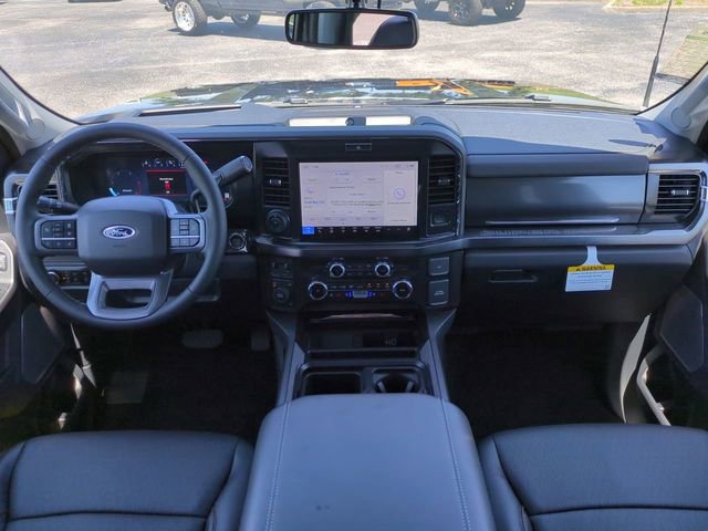 New 2026 Ford F250 Lariat w/ Black Appearance Package image 15