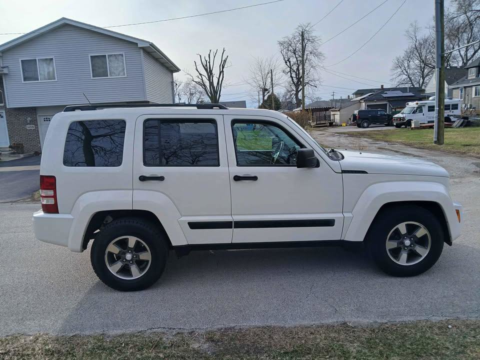 Used 2008 Jeep Liberty Sport w/ Popular Equipment Group image 5