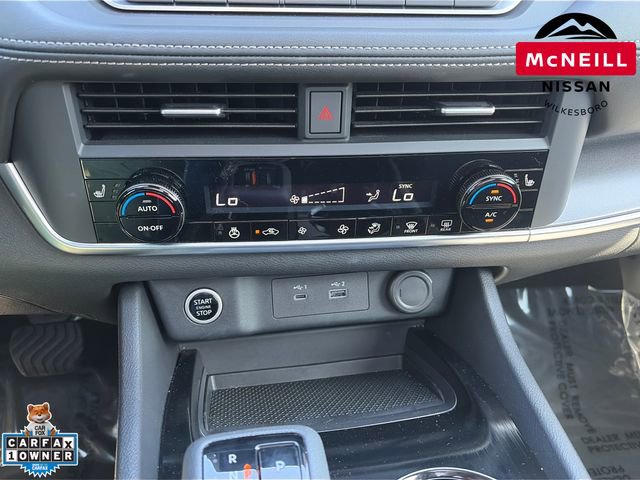 Used 2023 Nissan Rogue SV w/ SV Premium B Package image 19