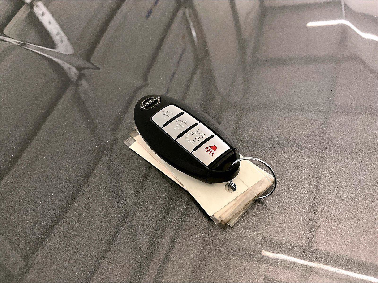 Used 2023 Nissan Leaf S image 9