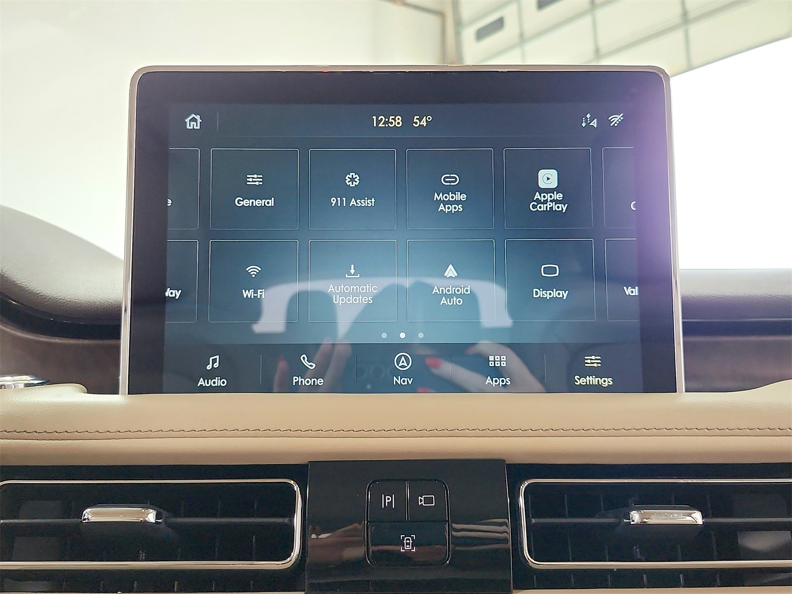 Used 2020 Lincoln Aviator Reserve image 28