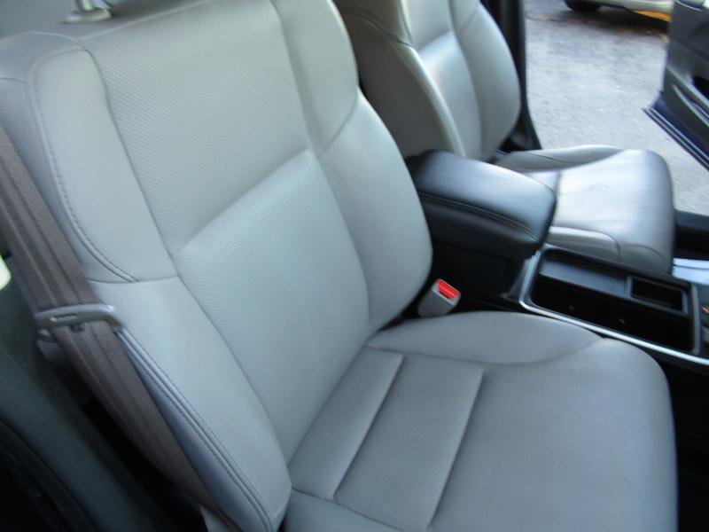 Used 2015 Honda CR-V Touring image 60