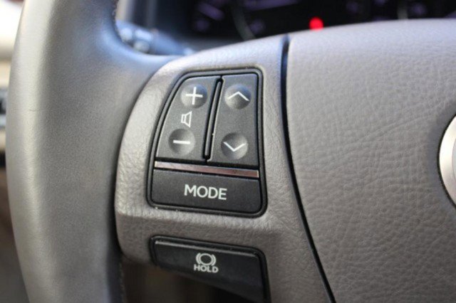 Used 2015 Lexus LS 460 w/ Comfort Package image 26