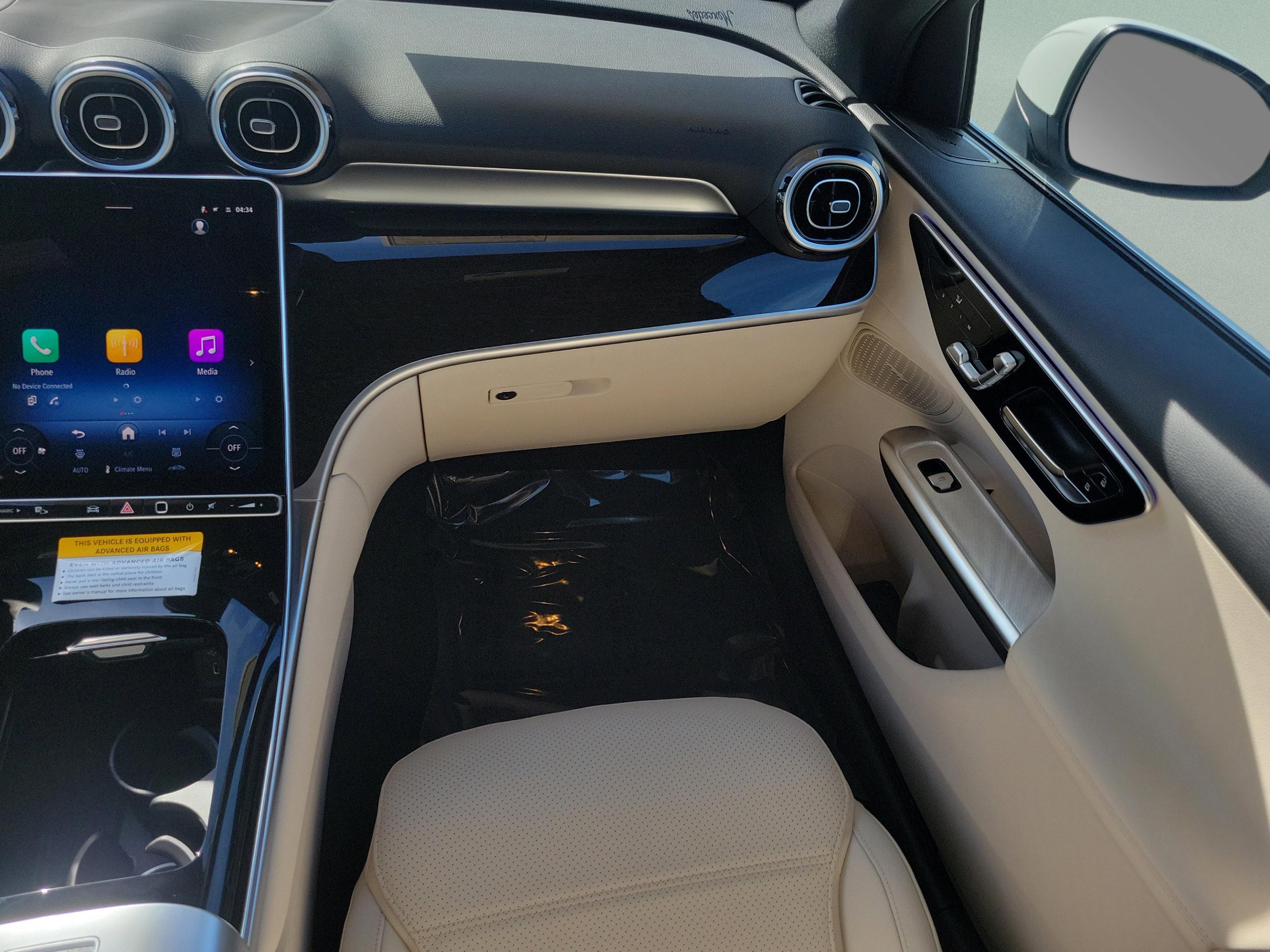 Certified 2026 Mercedes-Benz GLC 300 image 18