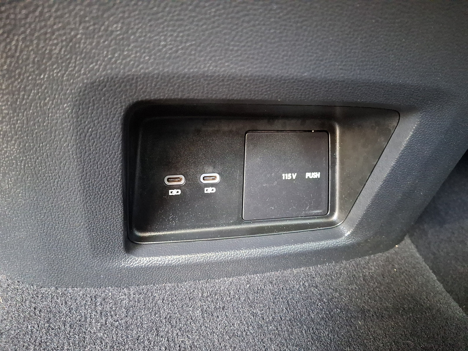 Used 2026 Volkswagen Atlas SE AWD/4WD image 13