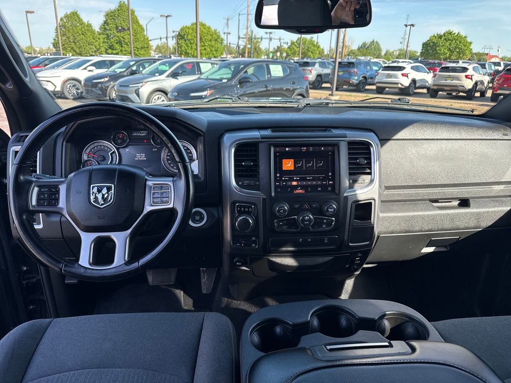 Used 2022 RAM 1500 Classic Warlock AWD/4WD image 12