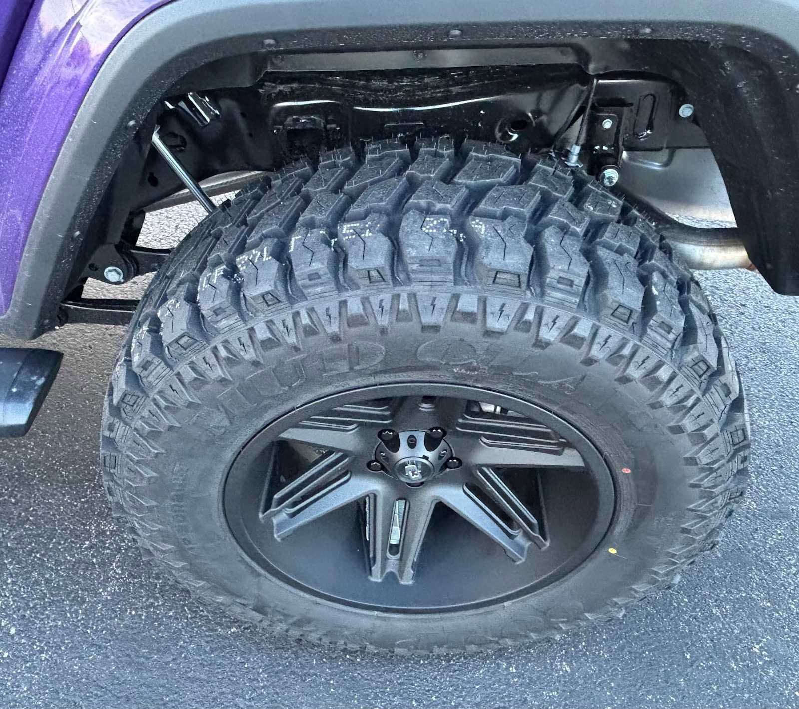 New 2026 Jeep Gladiator Sport image 9