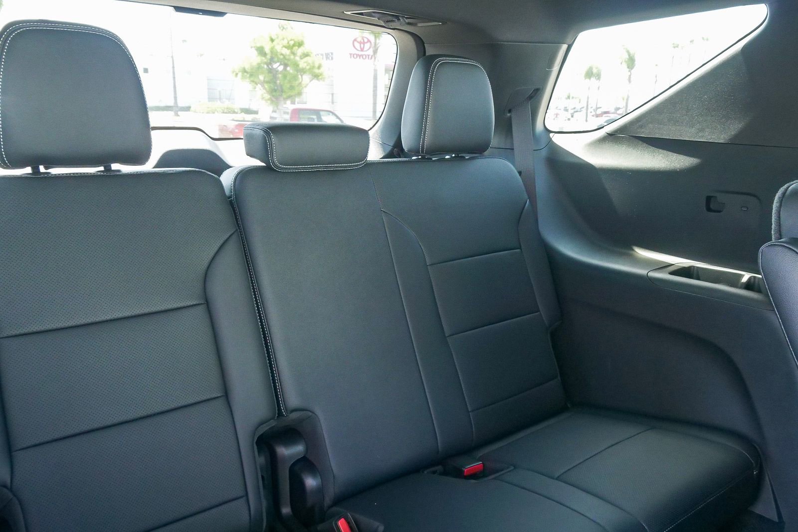 New 2026 Chevrolet Traverse LT w/ Driver Confidence Package FWD image 16