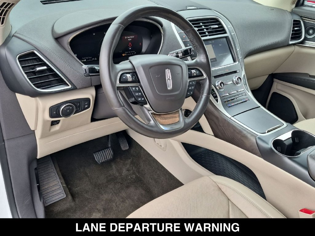 Used 2020 Lincoln Nautilus Reserve AWD/4WD image 2