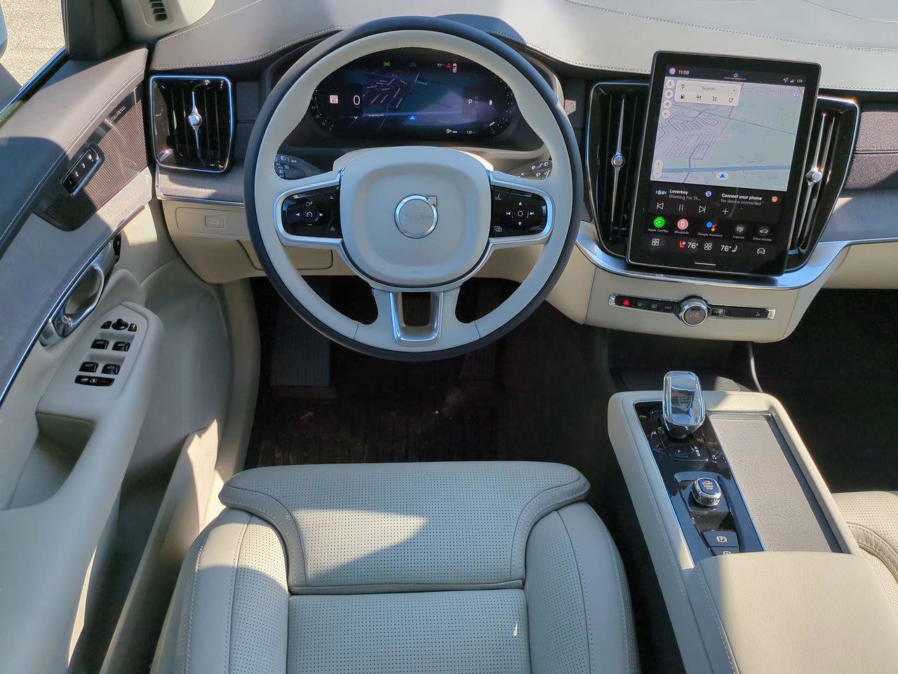 New 2026 Volvo XC90 B6 Ultra w/ Protection Package image 28