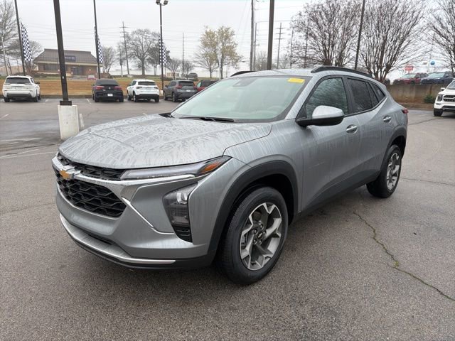 Used 2026 Chevrolet Trax LT w/ Driver Confidence Package image 6