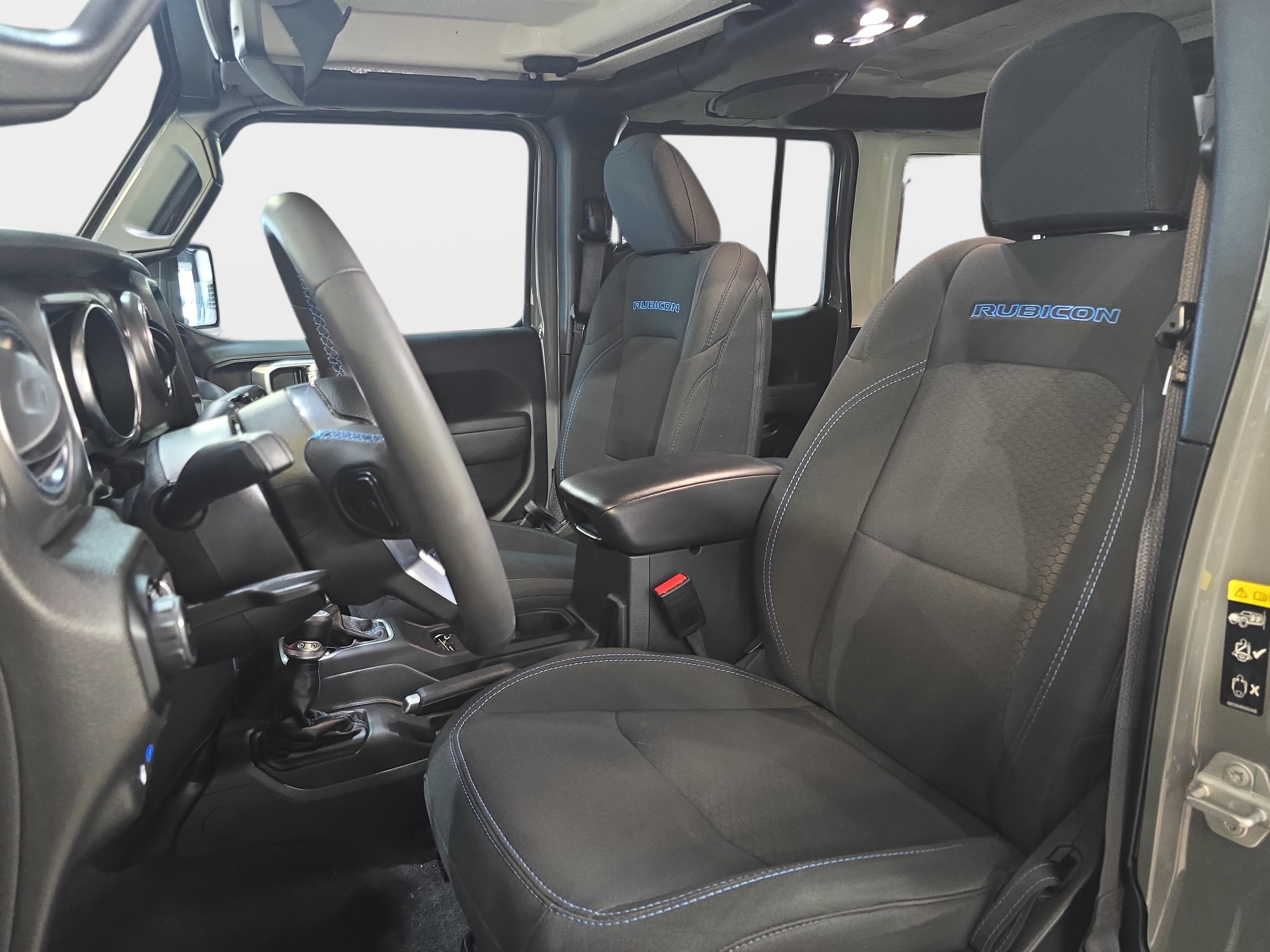 Used 2023 Jeep Wrangler Unlimited Rubicon 4xe AWD/4WD image 12
