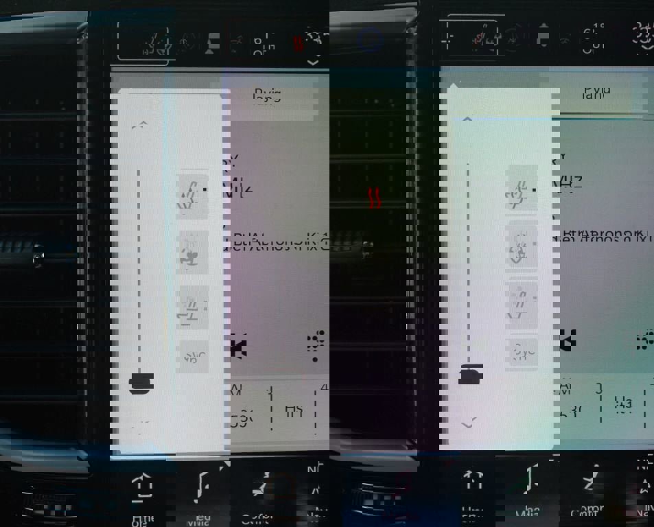 Used 2022 Chrysler Pacifica Limited image 9