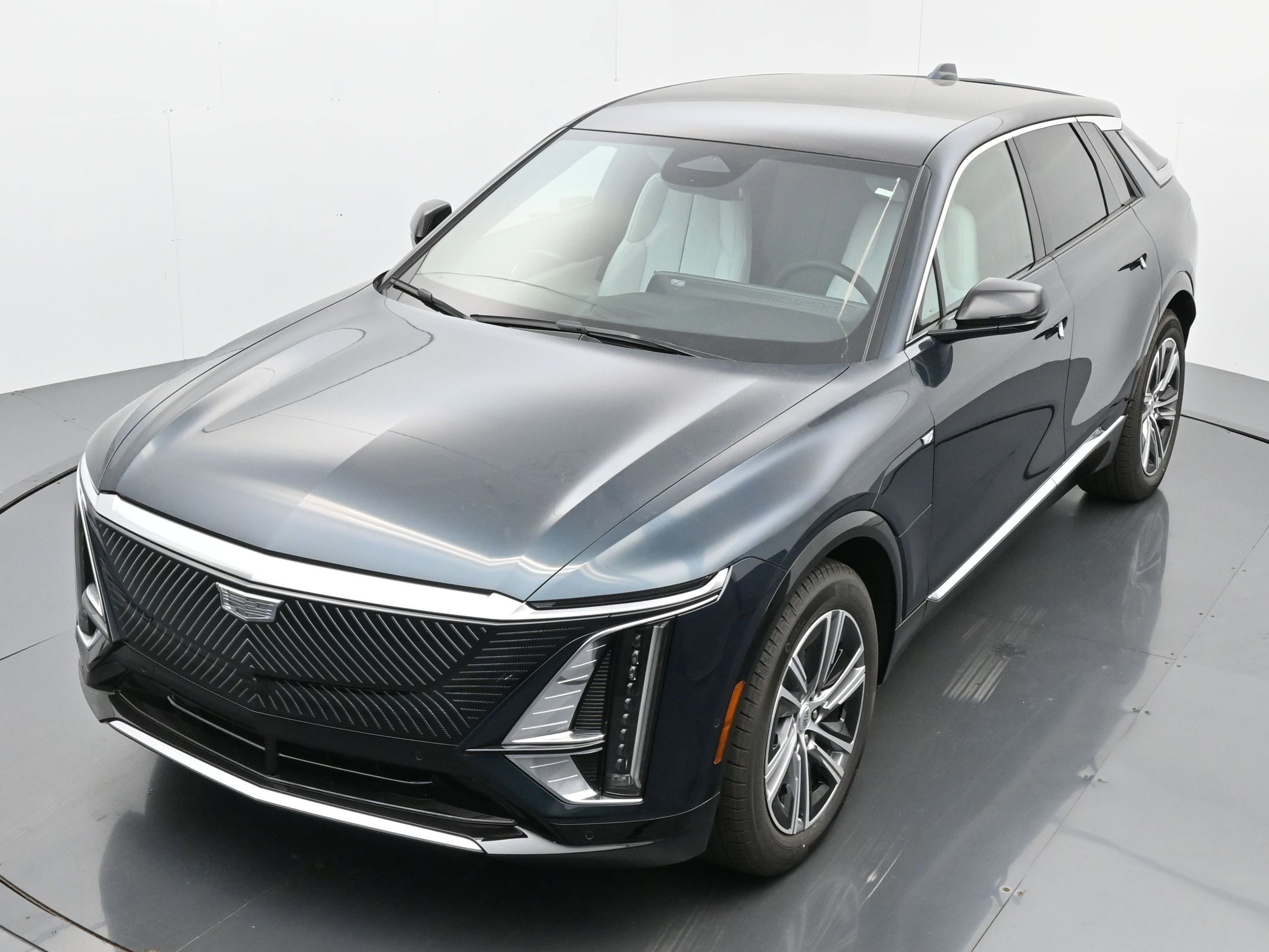 New 2026 Cadillac Lyriq Luxury image 23