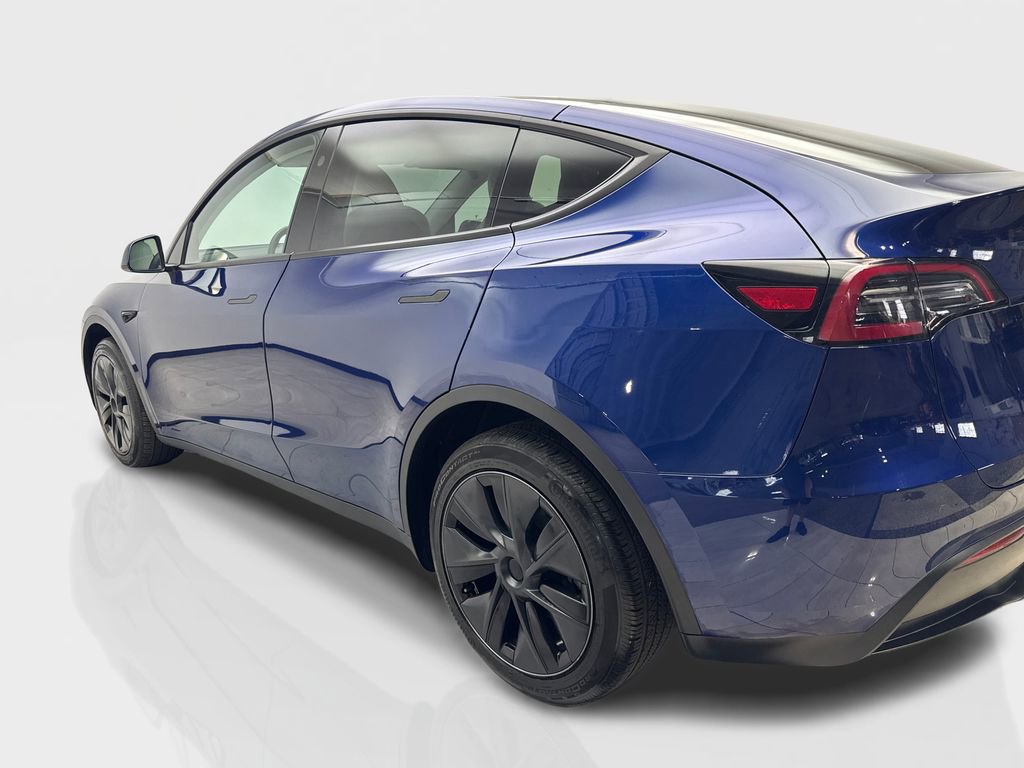 Used 2024 Tesla Model Y Long Range image 14