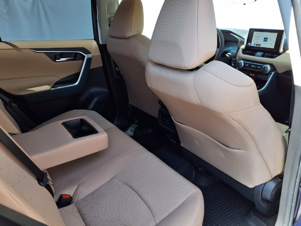 Certified 2025 Toyota RAV4 XLE w/ Convenience Package AWD/4WD image 32