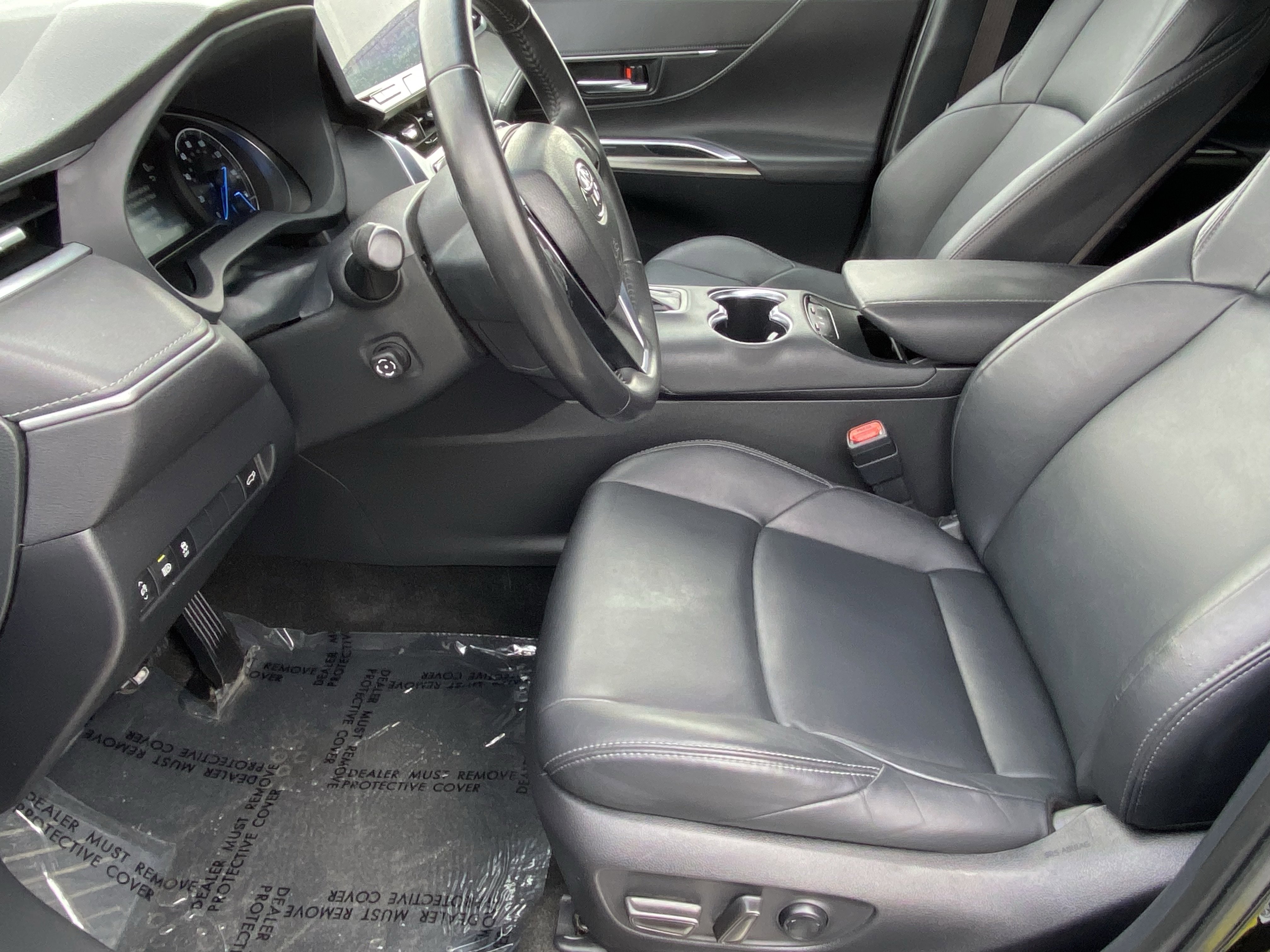 Certified 2024 Toyota Venza Nightshade image 28