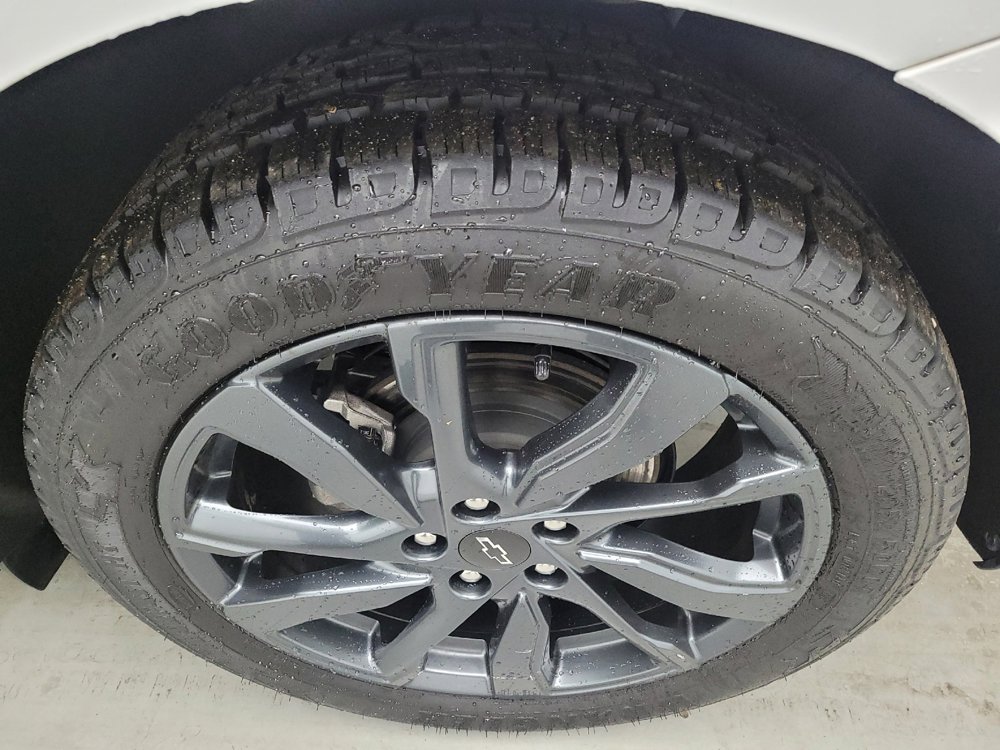 Used 2022 Chevrolet Equinox RS w/ Infotainment Package FWD image 31