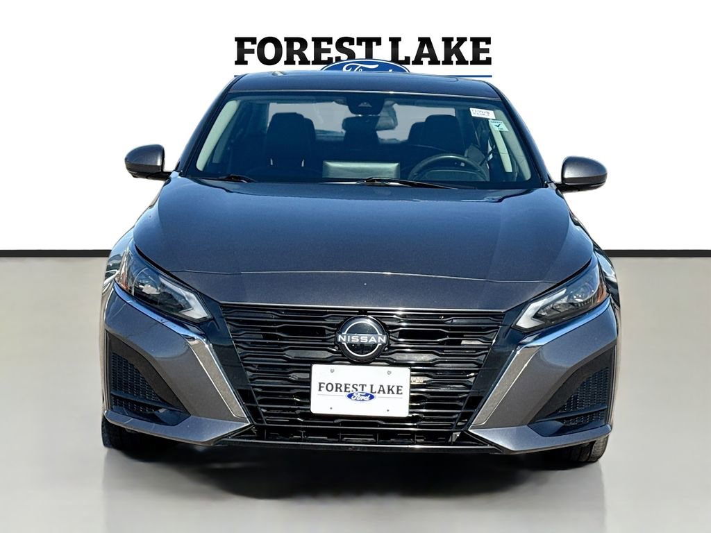 Used 2024 Nissan Altima 2.5 SL image 2