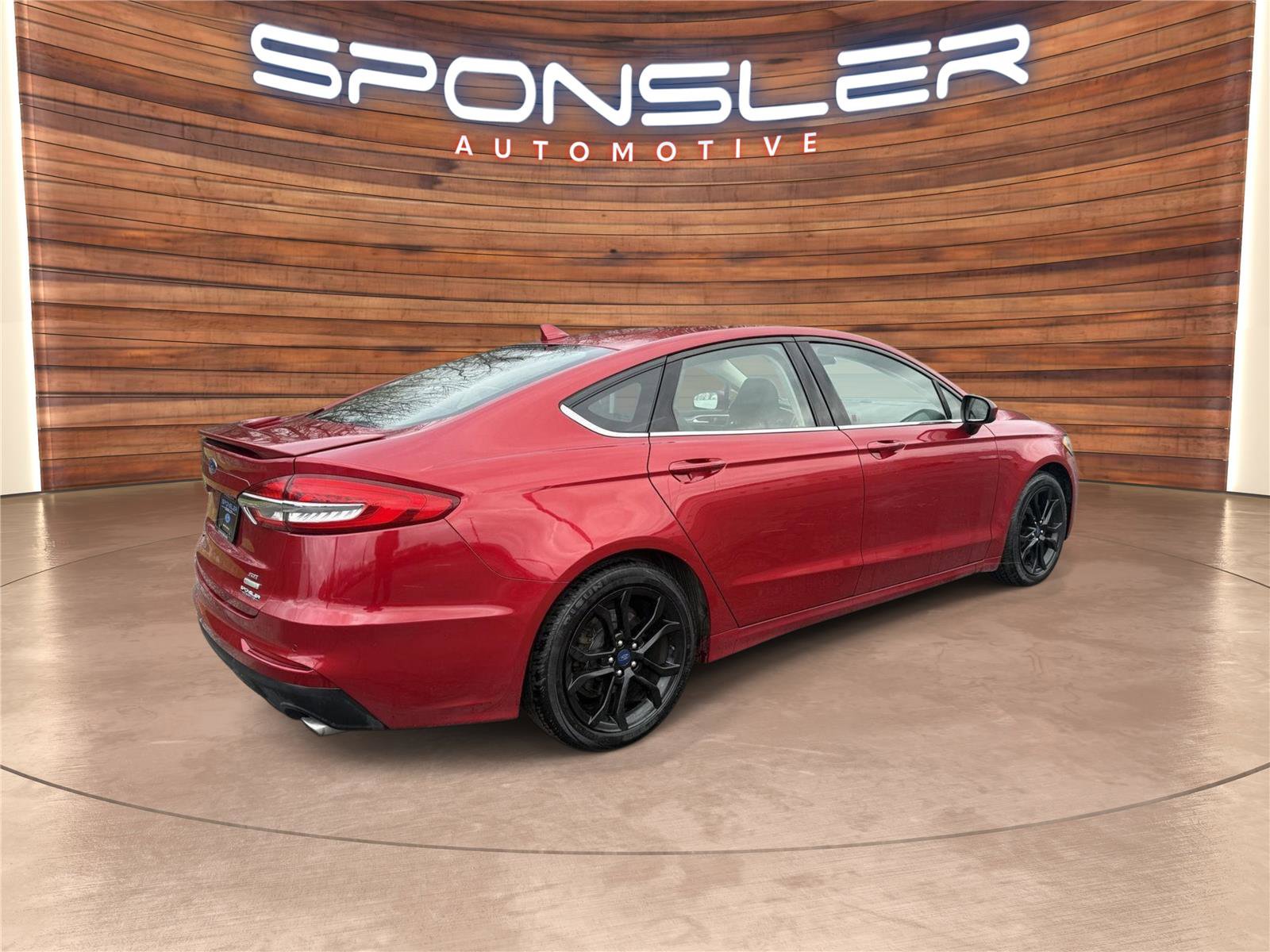 Used 2020 Ford Fusion SE w/ Equipment Group 151A image 8