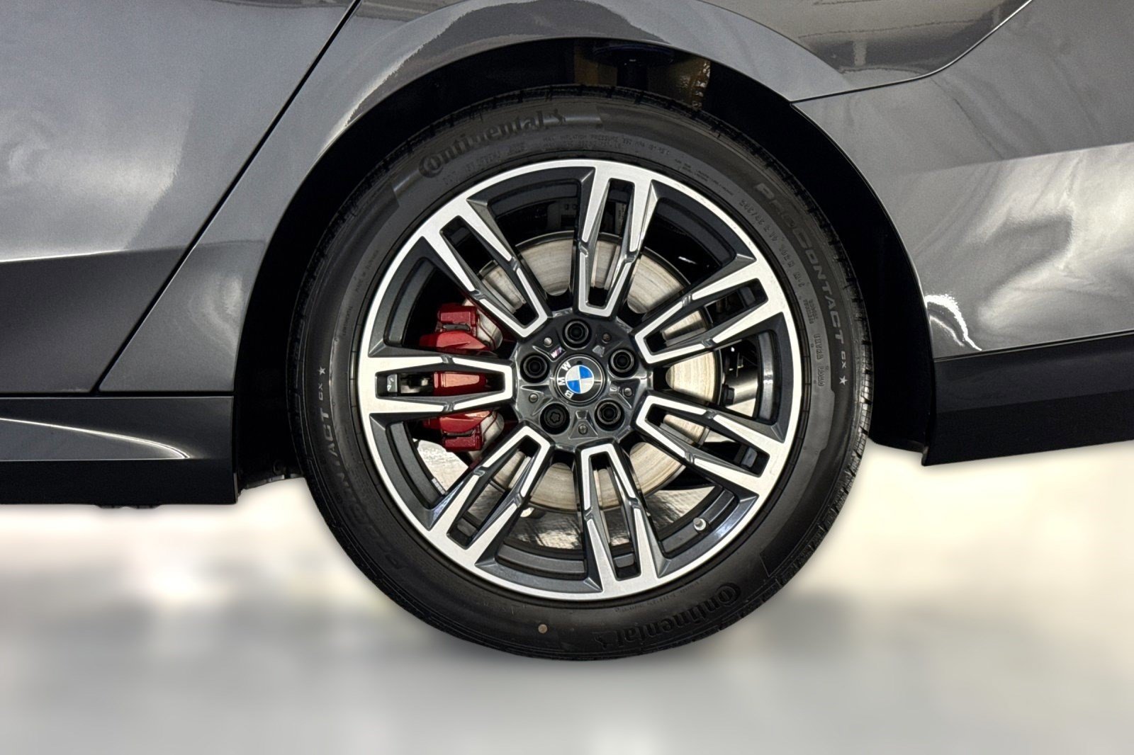 Used 2026 BMW 530i w/ M Sport Package RWD image 11