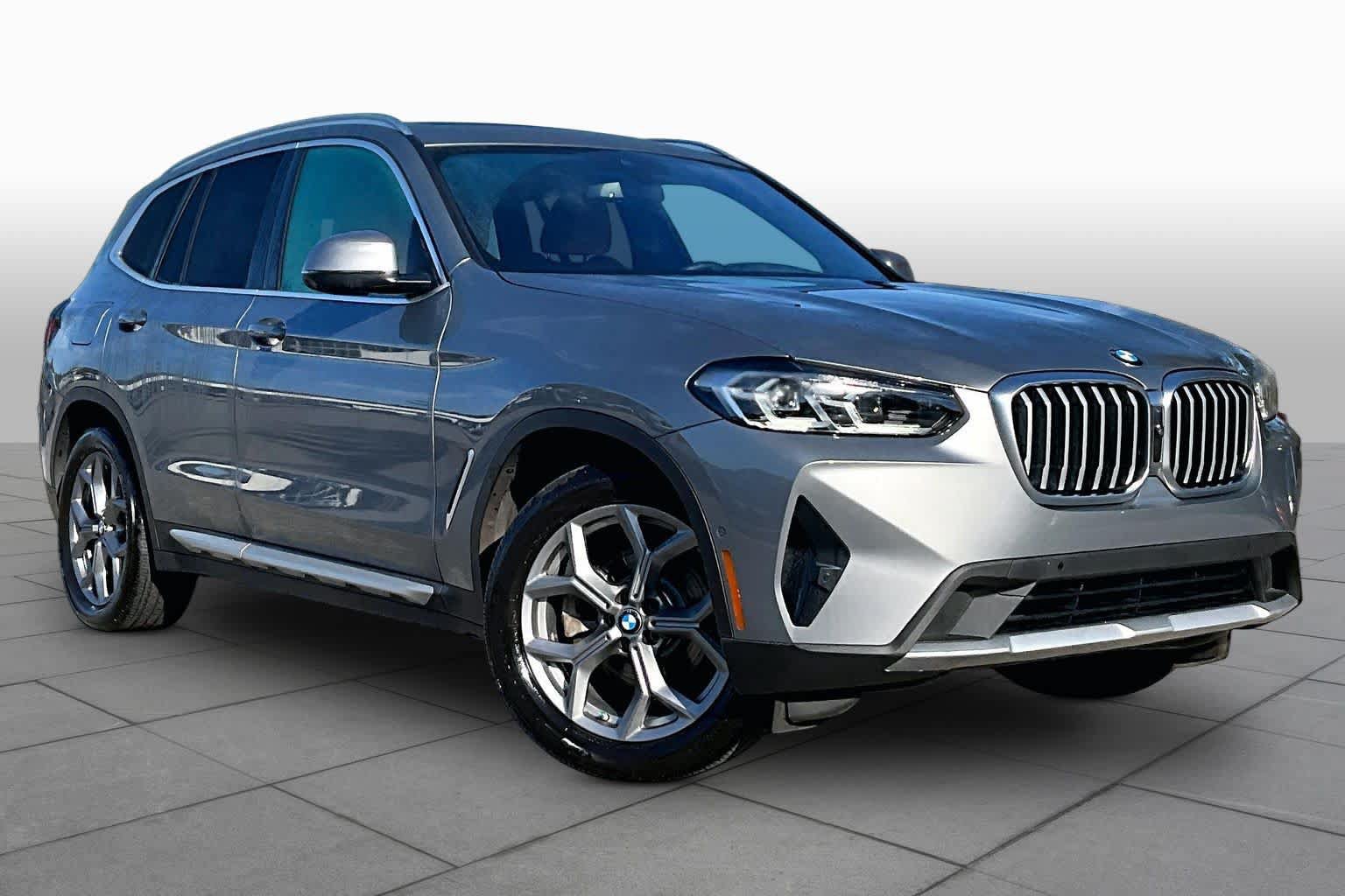 Used 2024 BMW X3 sDrive30i w/ Convenience Package RWD image 2