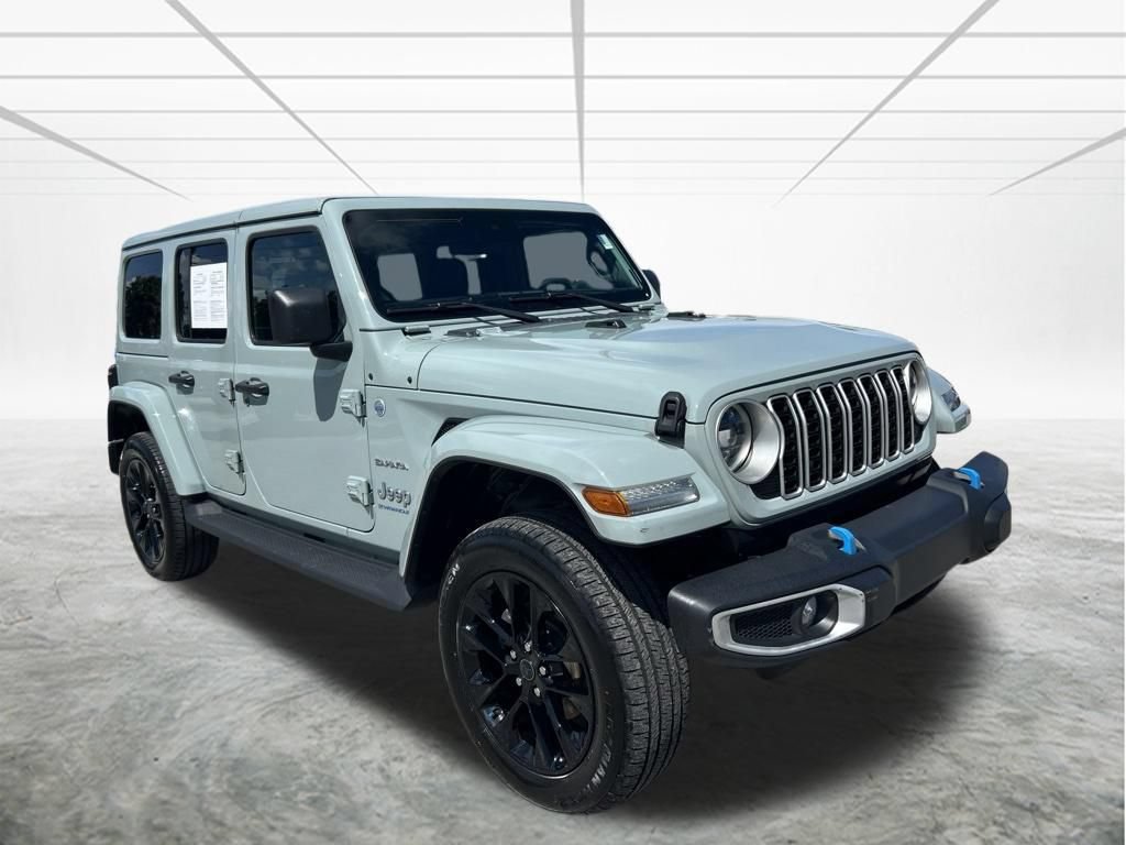 Used 2024 Jeep Wrangler Unlimited Sahara w/ Safety Group AWD/4WD video 2