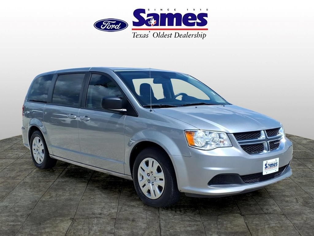 Used 2018 Dodge Grand Caravan SE w/ UConnect Hands-Free Group FWD image 1