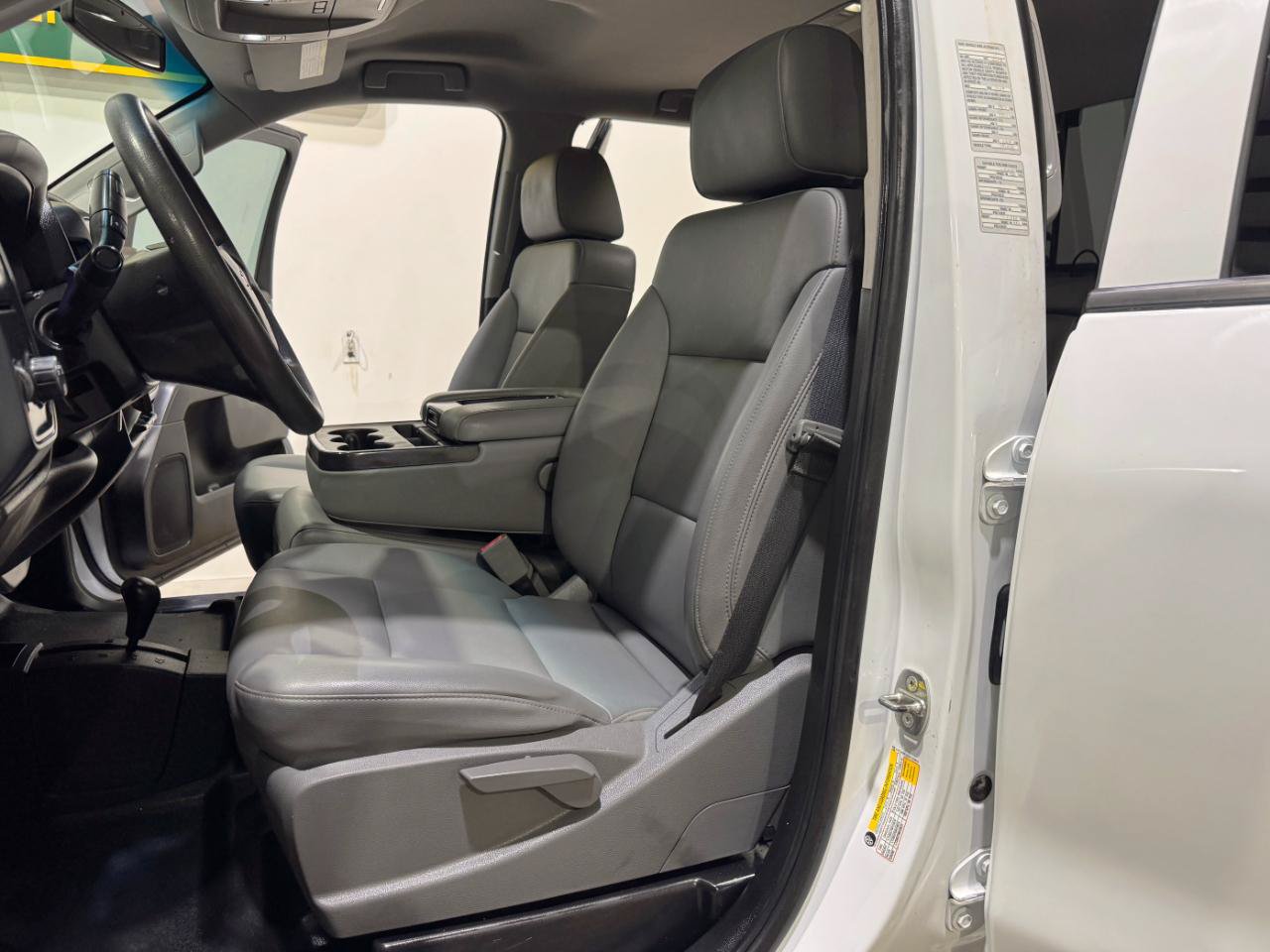 Used 2019 Chevrolet Silverado 2500 W/T w/ WT Convenience Package AWD/4WD image 11