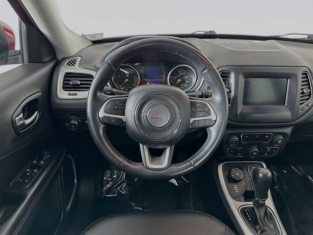 Used 2019 Jeep Compass Latitude w/ Cold Weather Group image 28