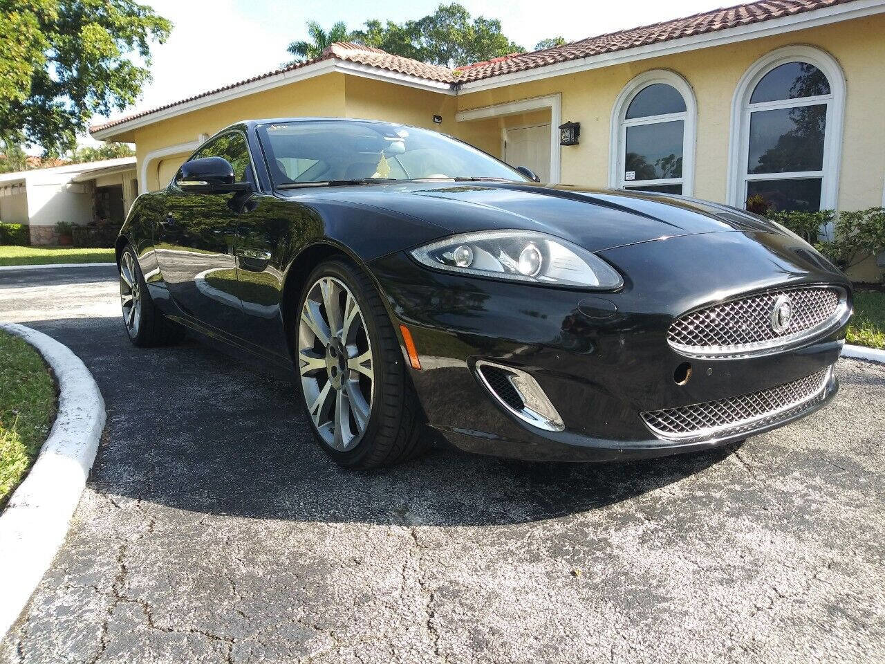 Used 2013 Jaguar XK Coupe RWD image 14