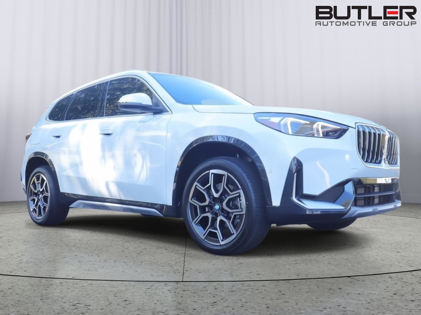 Used 2026 BMW X1 xDrive28i w/ Technology Package image 9