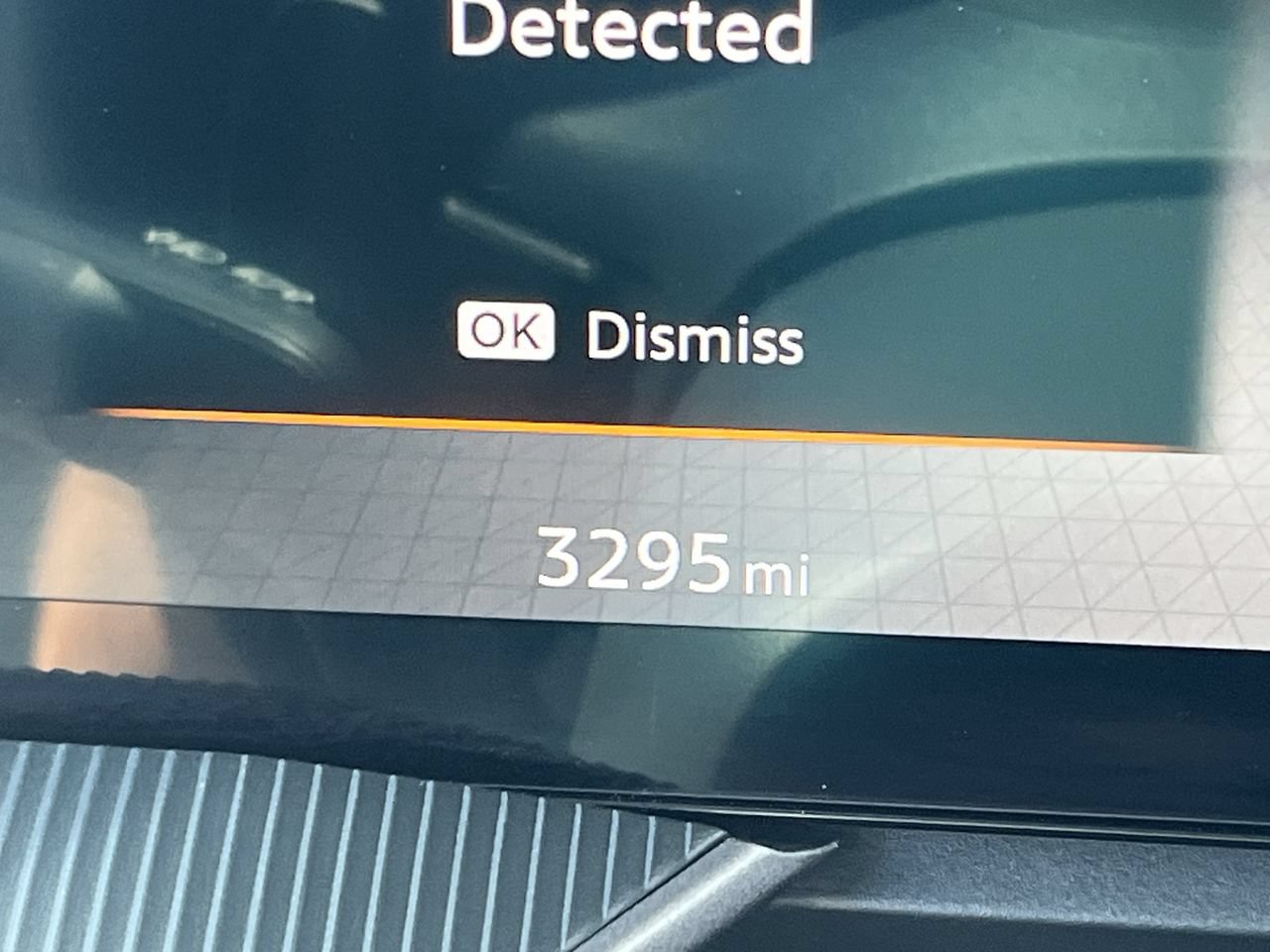 Used 2025 Nissan Murano SV FWD image 11