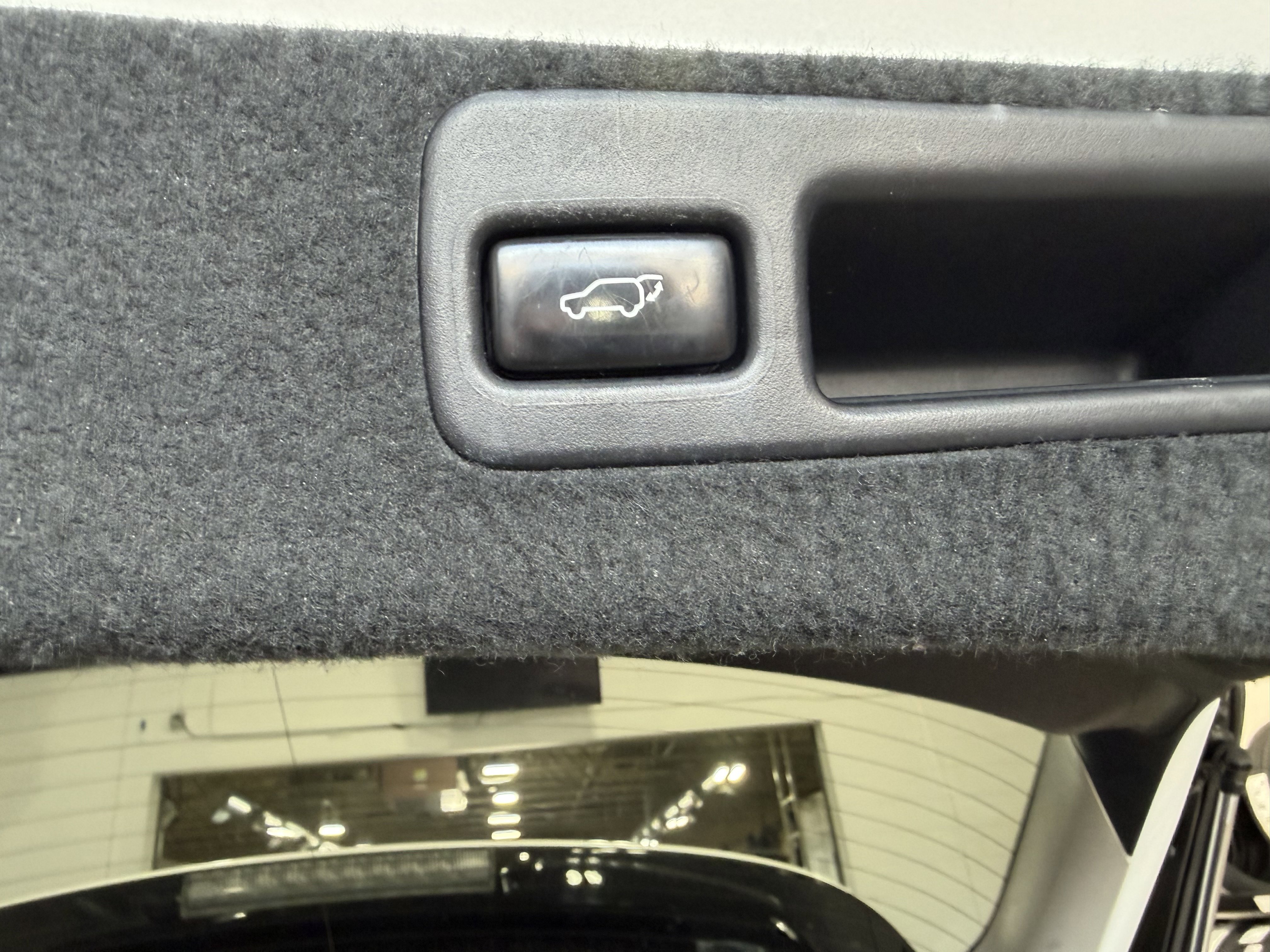 Used 2015 Lexus RX 450h FWD image 33