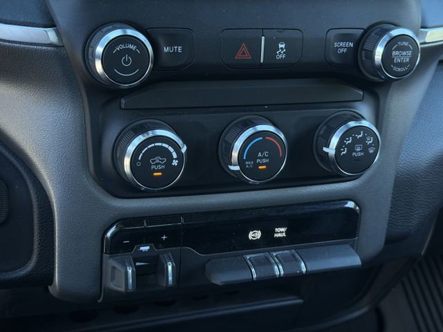 Used 2024 RAM 2500 Big Horn image 25