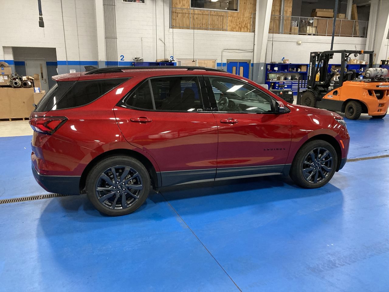 Used 2022 Chevrolet Equinox RS w/ Infotainment Package AWD/4WD image 8