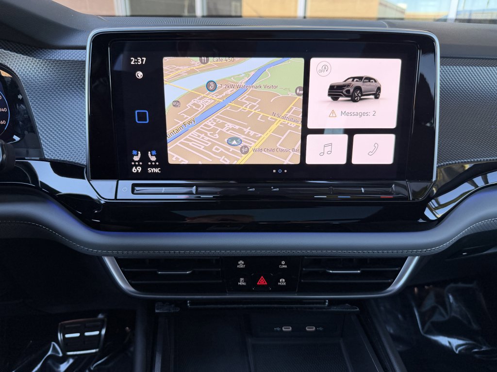 Used 2024 Volkswagen Atlas Cross Sport SEL R-Line image 20