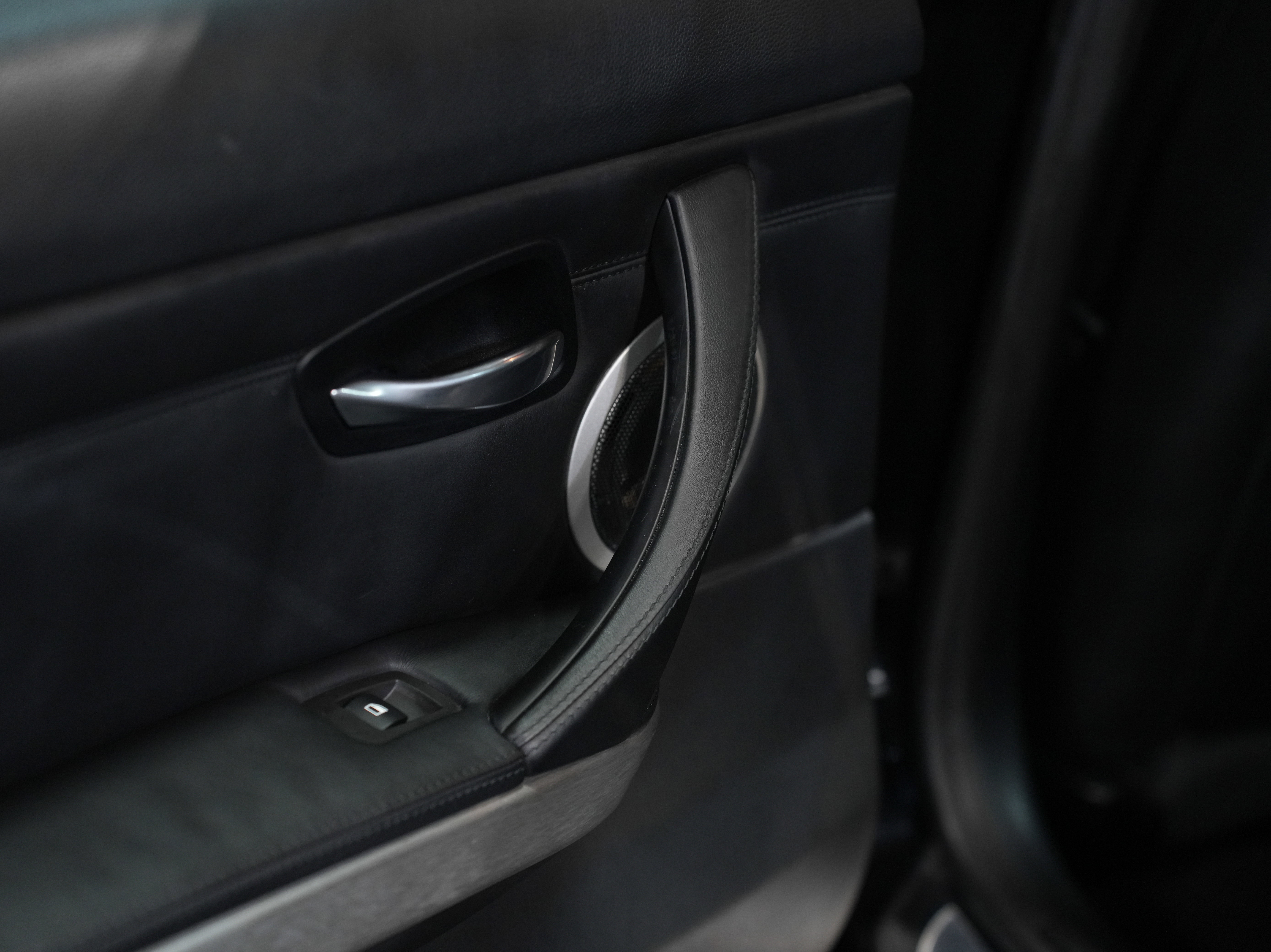 Used 2011 BMW M3 Sedan image 28