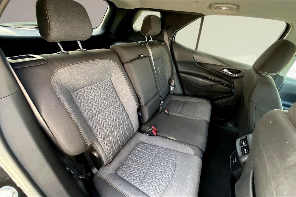 Used 2023 Chevrolet Equinox LT FWD image 23